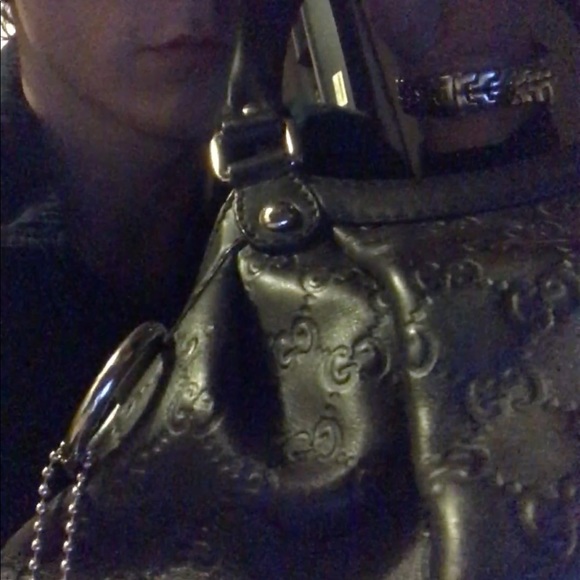 Gucci tote - Picture 2 of 2